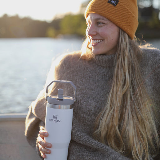 美國品牌 Stanley 手提 摺疊吸管杯 887ml