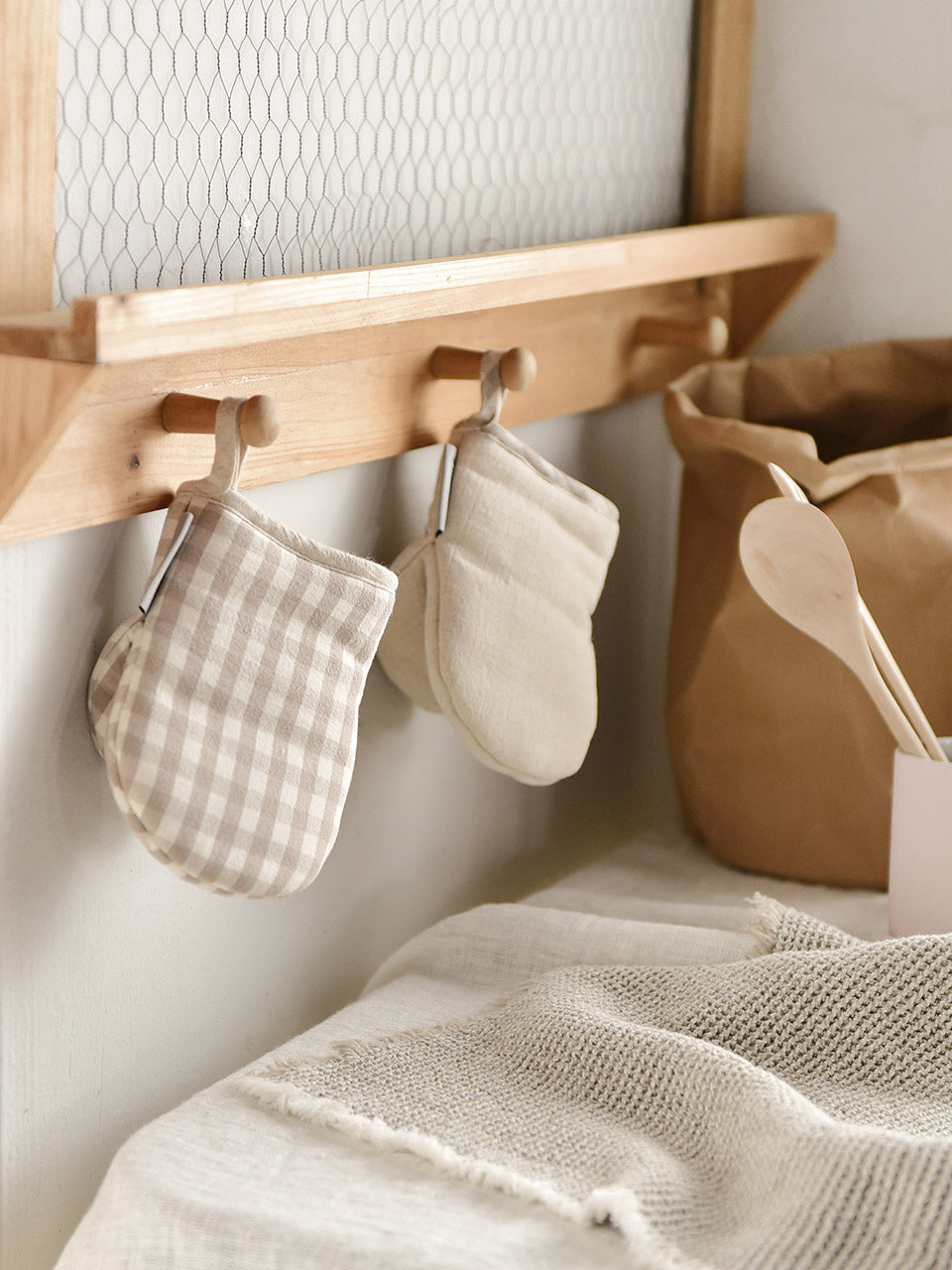 Bellelife 廚房手套 淨色款 格仔款