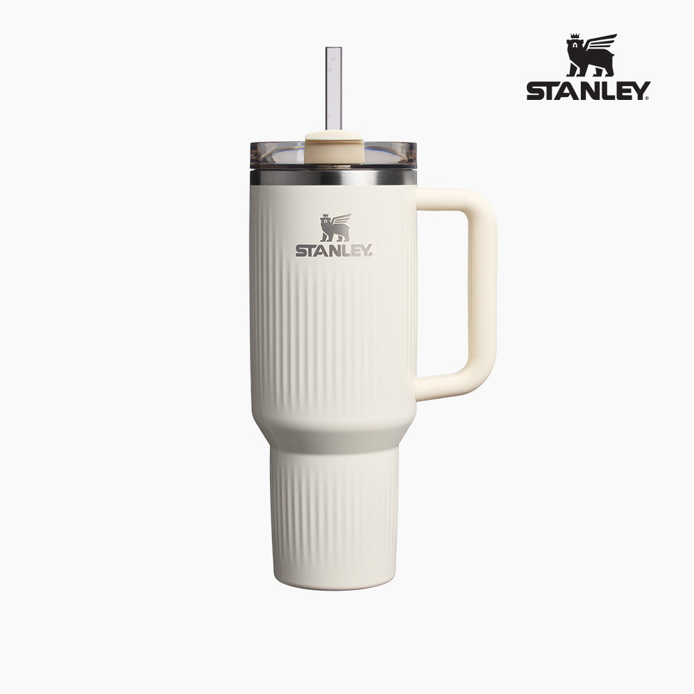 Stanley 1.18L Cream Gloss 保溫杯- 經典設計與現代工藝完美結合