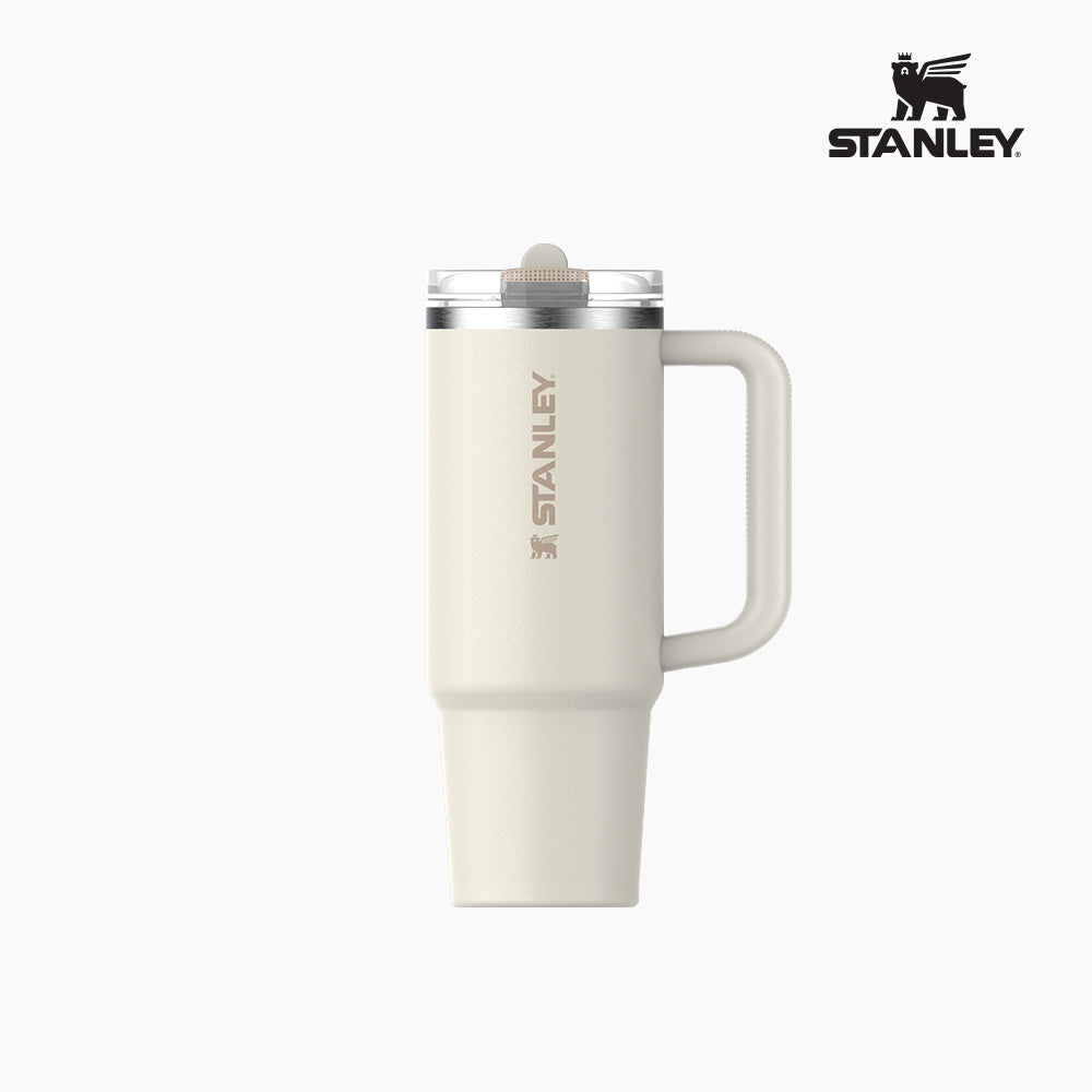 Stanley Quentzer Pro 系列 887ml 翻蓋吸管保溫杯 - Cream