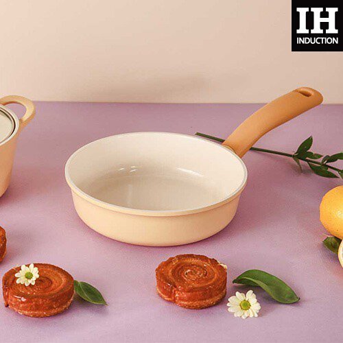 Neoflam Flan香草雪酪鍋具系列