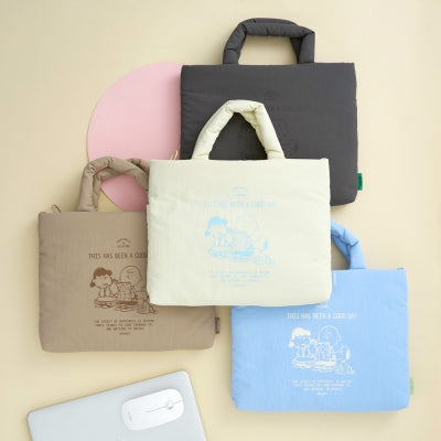 Snoopy-PEANUTS 15 吋筆電包（Snoopy & Friends 系列）