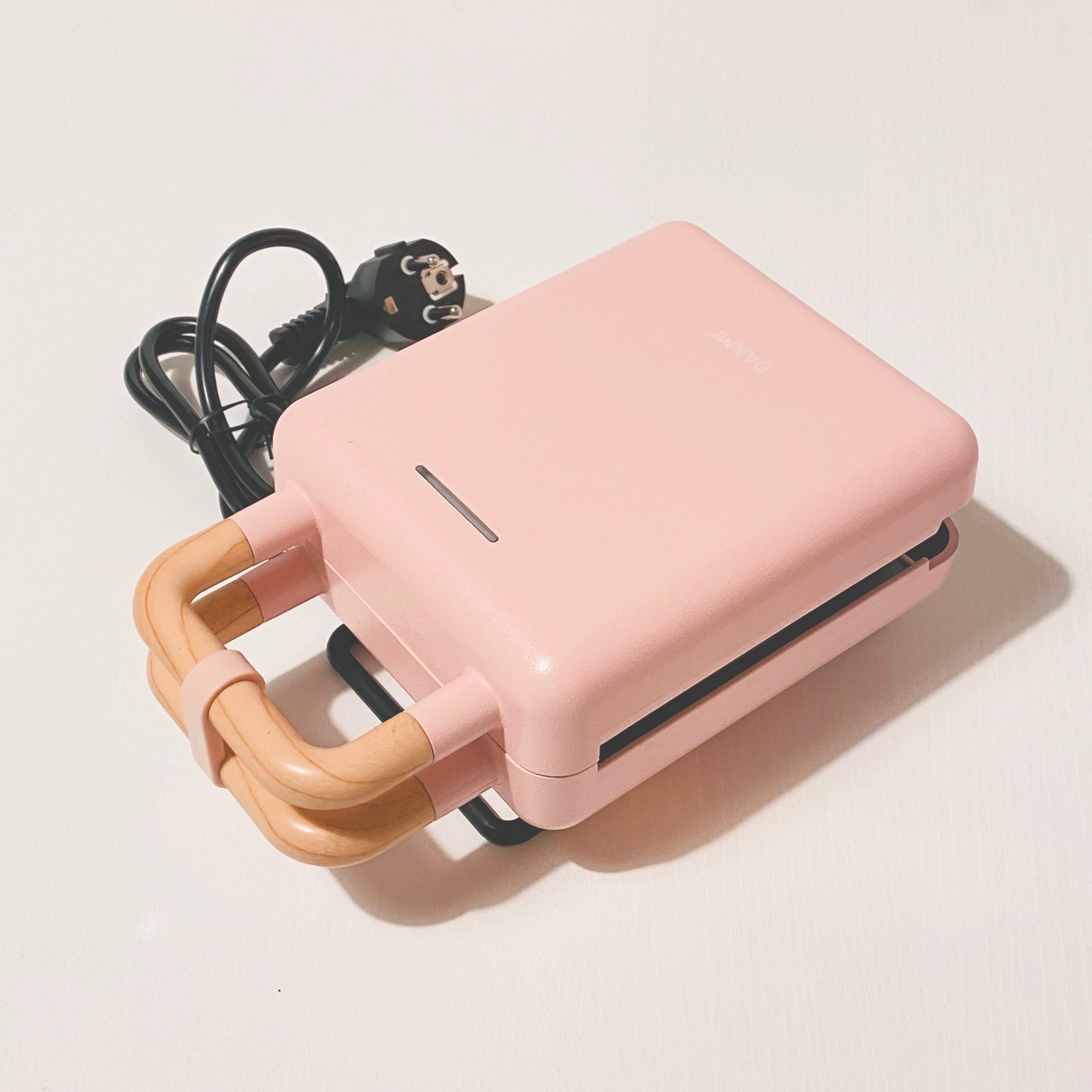 Danmi 全新極罕有粉紅系三文治機